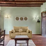 La Venta Villa